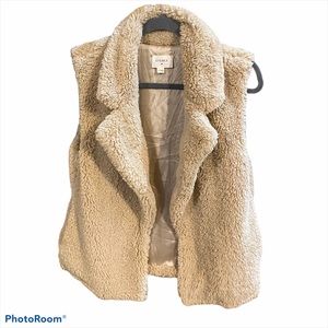 EVERLY Faux Fur Vest